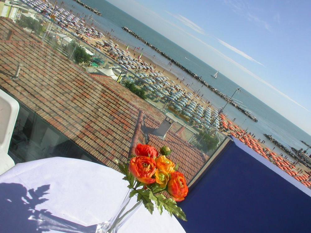 Hotel Al Nuovo Porto Bellaria – Igea Marina Kültér fotó