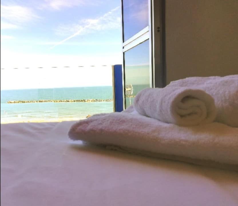 Hotel Al Nuovo Porto Bellaria – Igea Marina Kültér fotó